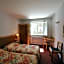Logis Hotel Restaurant Le Cygne