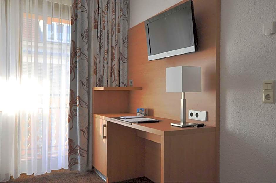 Hotel-Pension-Jasmin