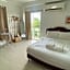 Grand Bangsaen Hotel
