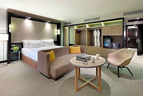 Family Room The Level