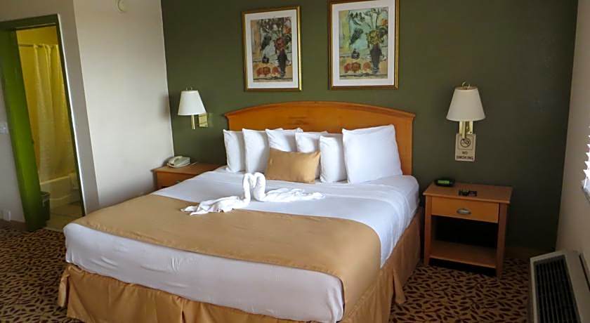 Roomba Inn & Suites Daytona Beach