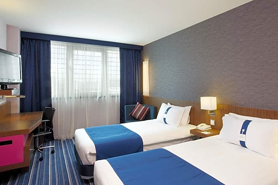 Holiday Inn Express Lisbon Airport By IHG