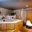 Royal Ours Blanc Boutique Hotel & Spa