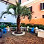 Manfredi Palm Suites