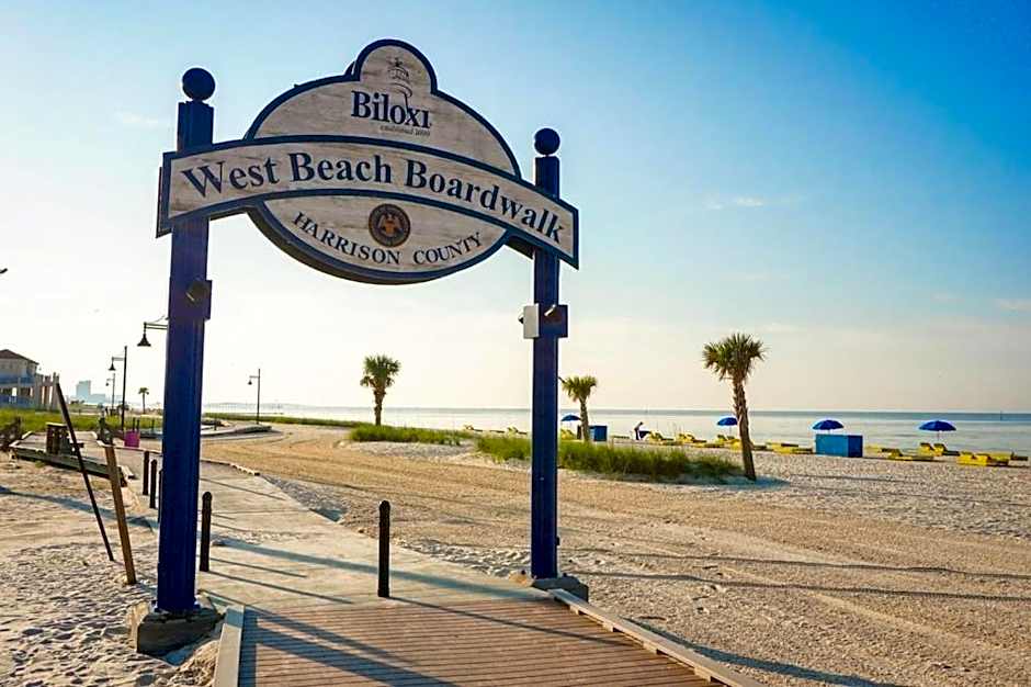Biloxi Beach Condo-B