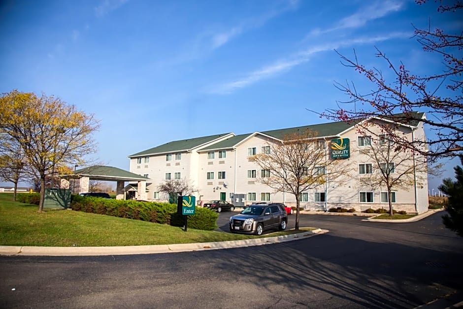 Quality Inn & Suites Loves Park near Rockford