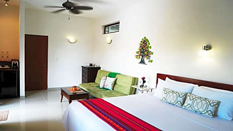 King Room Deluxe with Pool View