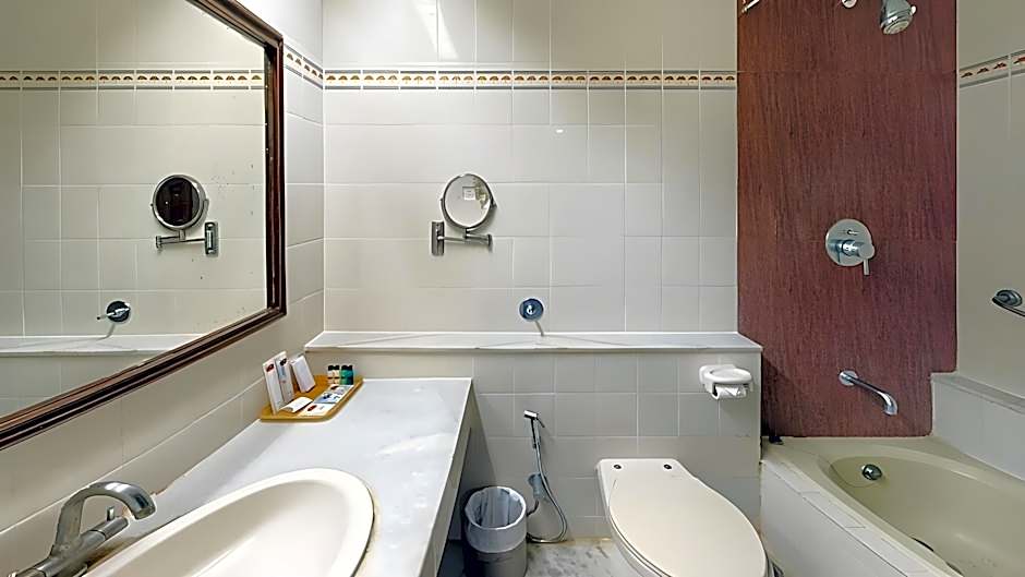 Anandha Inn Convention Centre and Suites