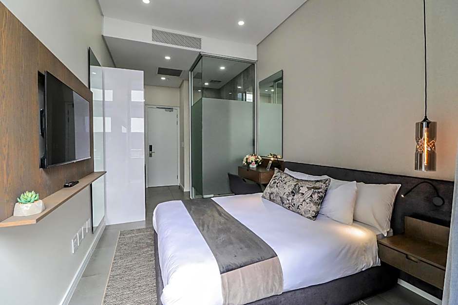 Reserved Suites Illovo