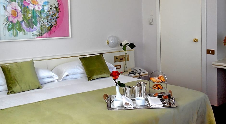 Starhotels Cristallo Palace