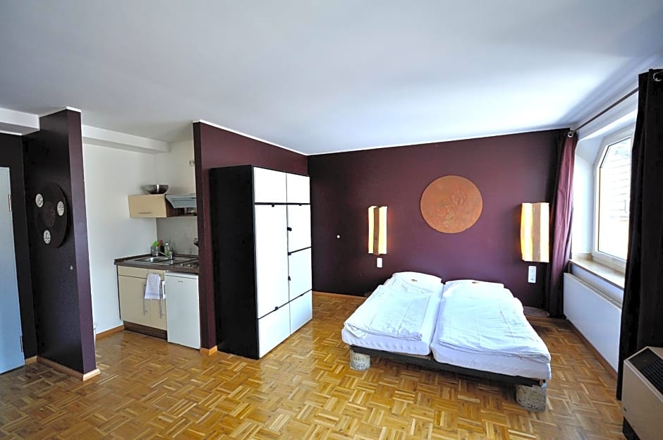 Five Elements Hostel