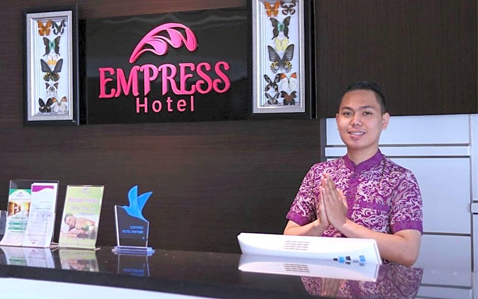 Empress Hotel Makassar City Center by LIFE