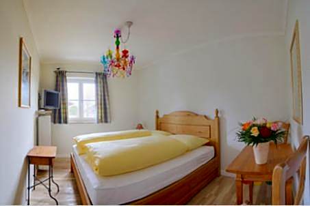 Alpenhof Garnihotel & Ferienwohnungen