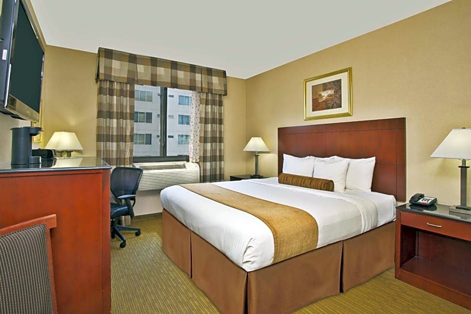 Best Western PLUS Arena Hotel