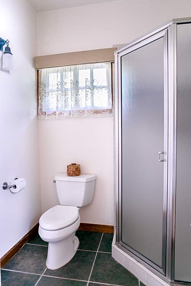 Kilauea Lodge and Restaurant