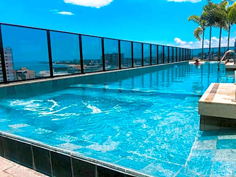 TIME - 718 · TIME - Luxo e sofisticação na praia de Ponta Verde