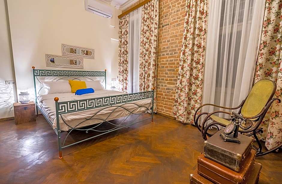 Doors Meidan Design Hotel