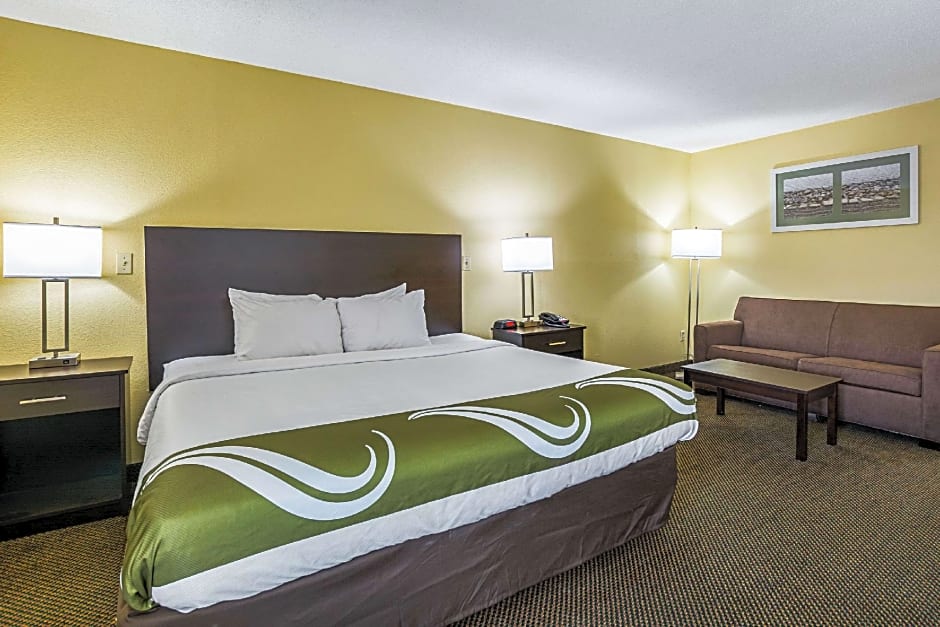 Quality Inn & Suites Greensburg I-74