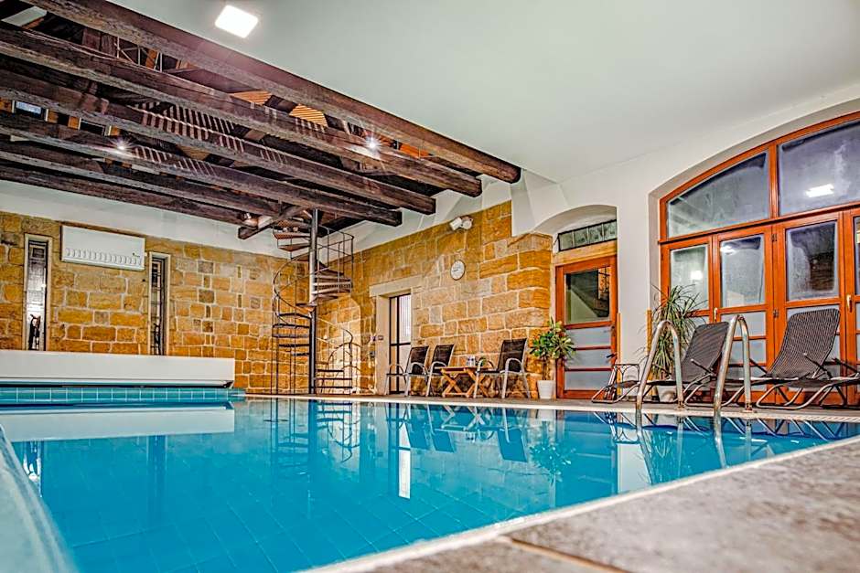 Wellness Hotel Zámeček