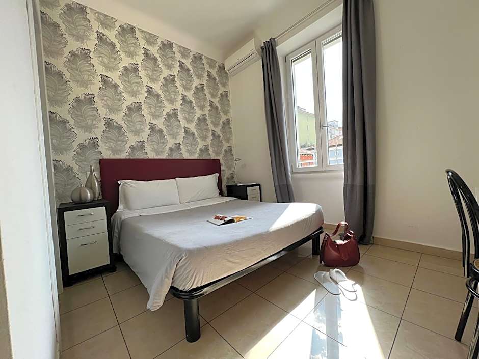 Hotel RossoVino Milano