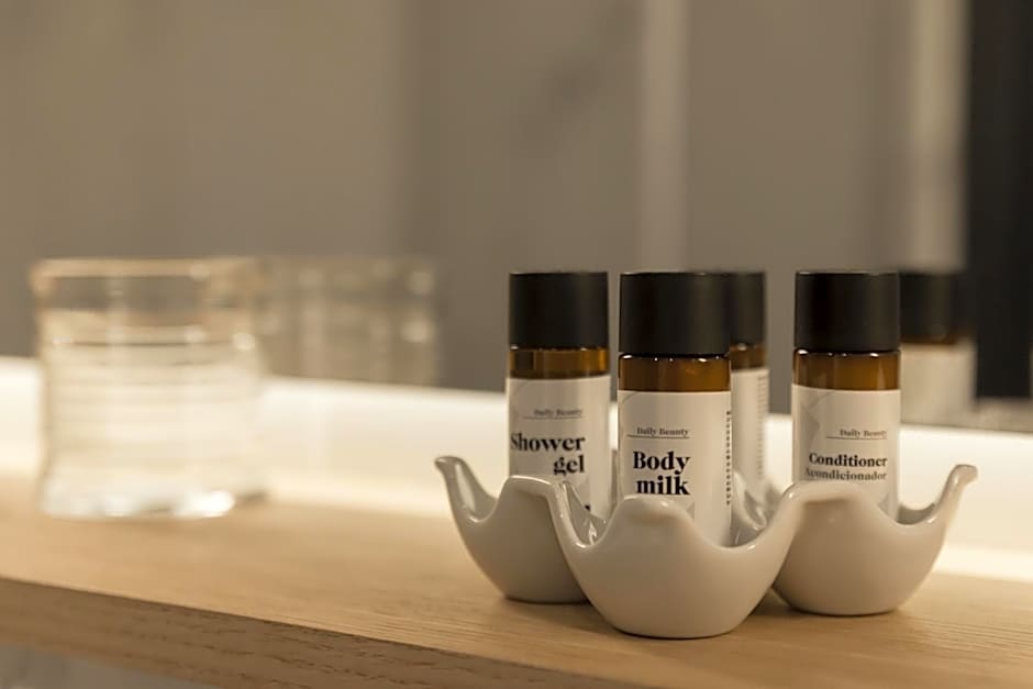 ICON Wipton by Petit Palace