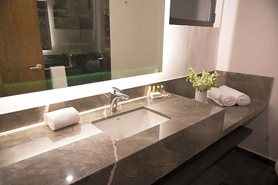 Gumont Guadalajara López Mateos - Minerva