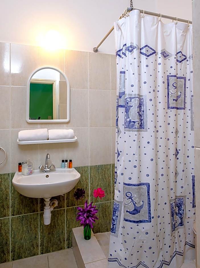 Platres Valley Houses