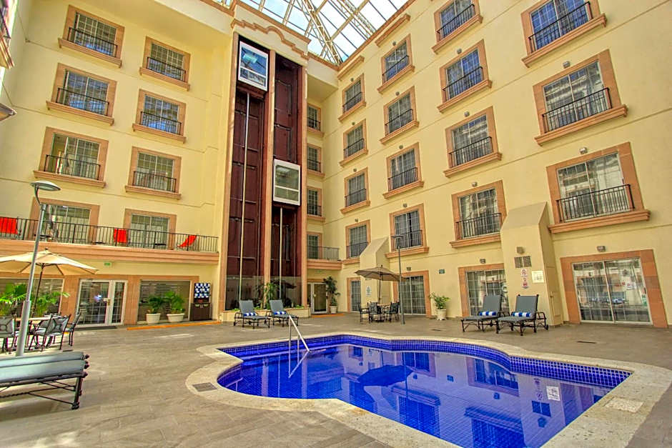 Holiday Inn Leon By IHG