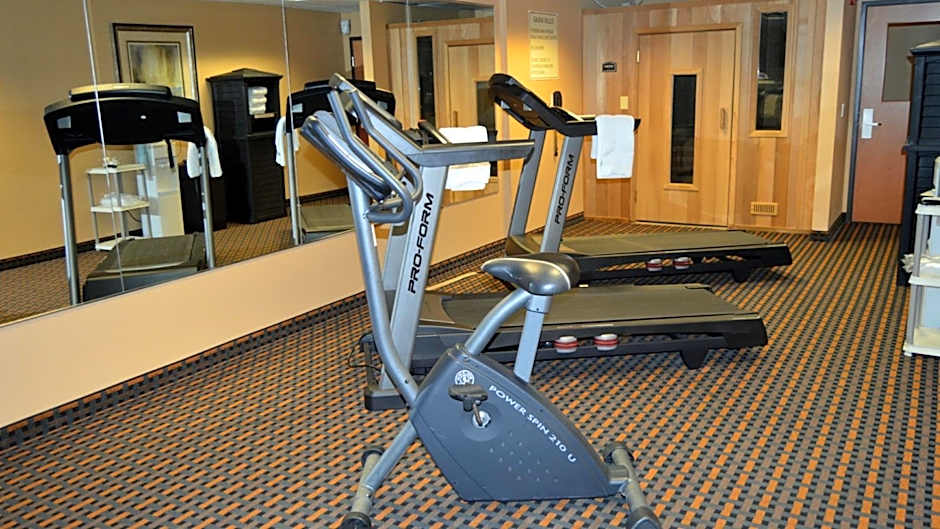 Holiday Inn Express Hotel & Suites Suffolk By IHG