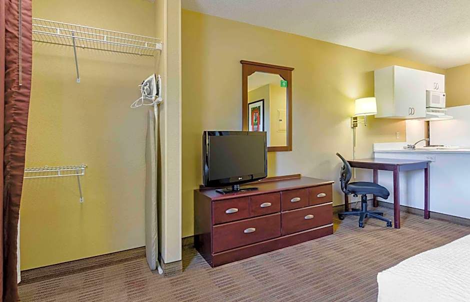 Extended Stay America Suites - Lynchburg - University Blvd.