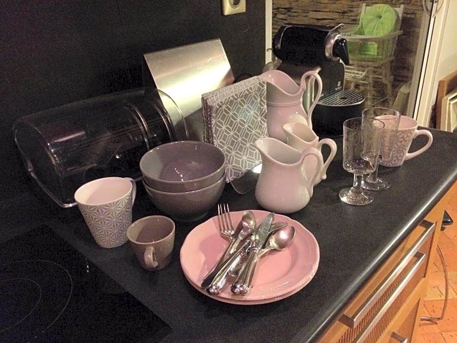 La Moulinière, jolie longère du XVIIè 25, chemin de la Source