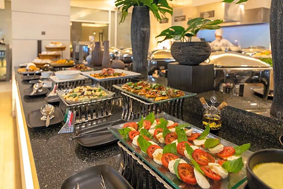 Kantary Hotel and Serviced Apartments Amata Bangpakong 