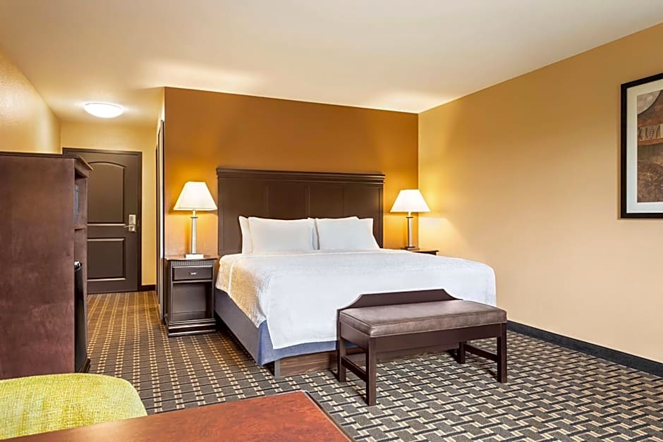 Hampton Inn By Hilton & Suites Pine Bluff