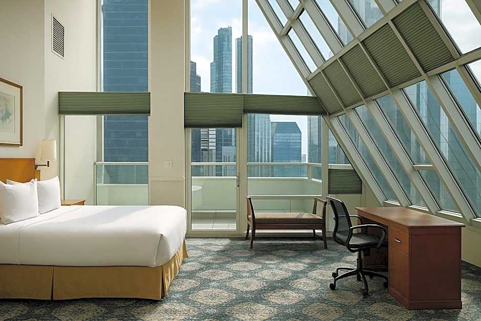LIC Manhattan View Hotel