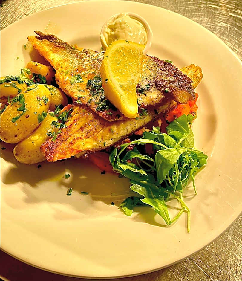 Bennachie Lodge Hotel