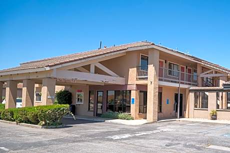 Motel 6 Soledad, CA