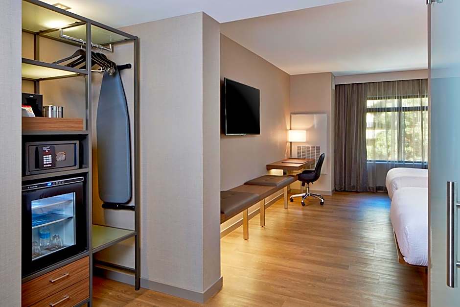 AC Hotel by Marriott Seattle Bellevue/Downtown