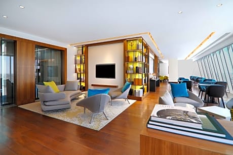 Executive Suite, 1 Bedroom (1 King Bed)