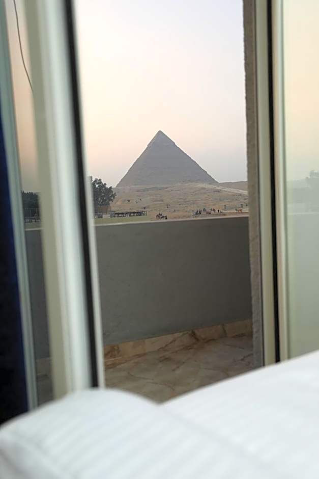 Capital Of Pyramids Hotel