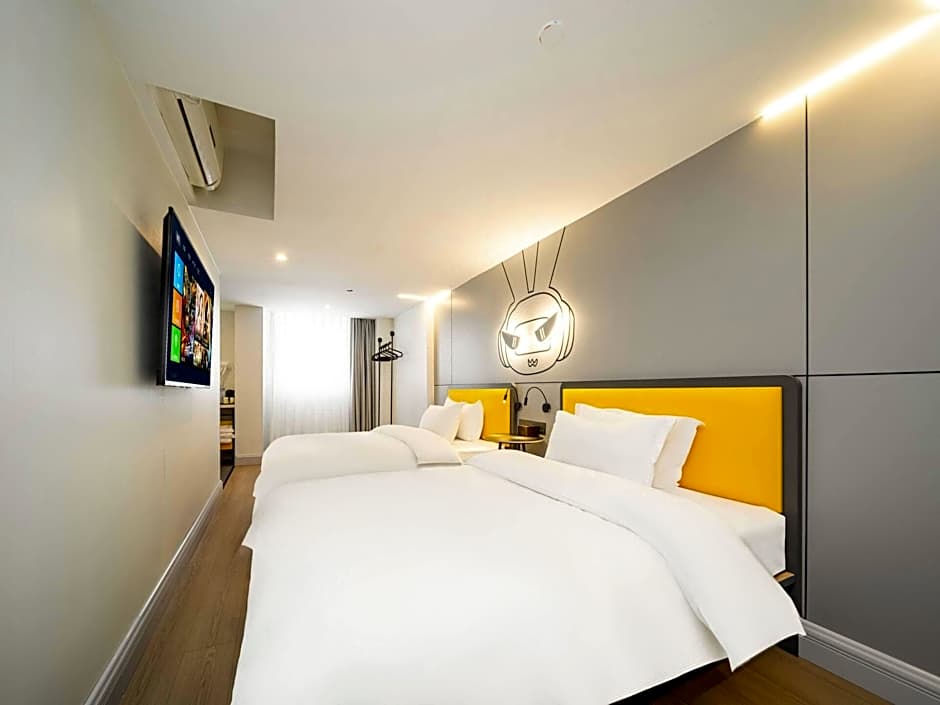 IU Hotel Xian Zhong Gu Lou Square