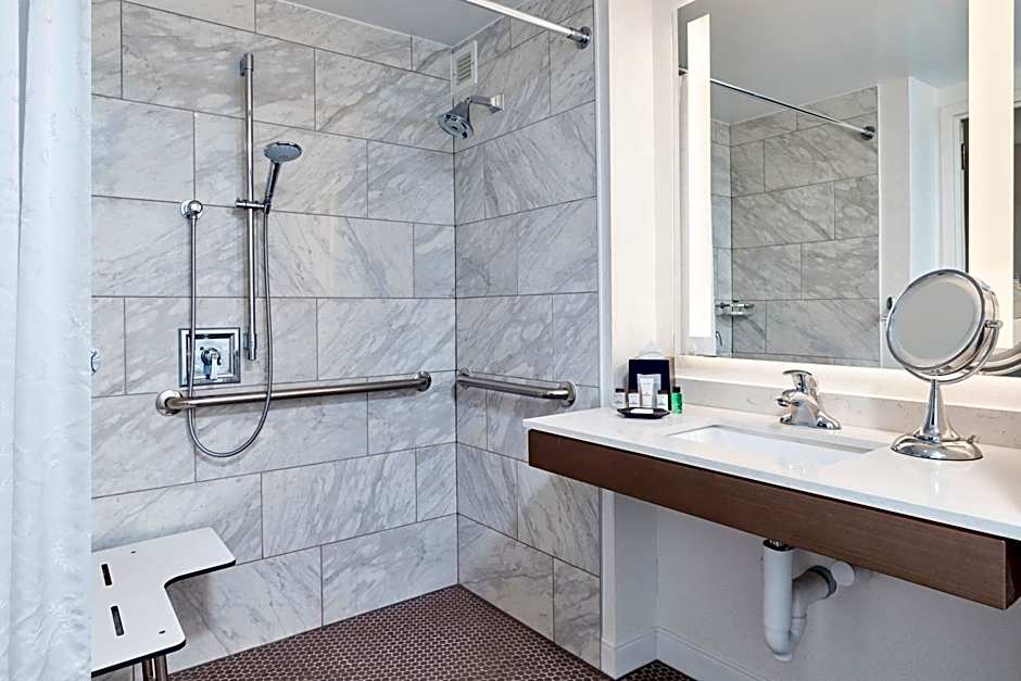 Sheraton Jacksonville Hotel