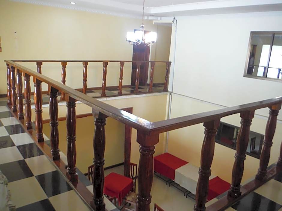 Bright Star Hotel & Safaris