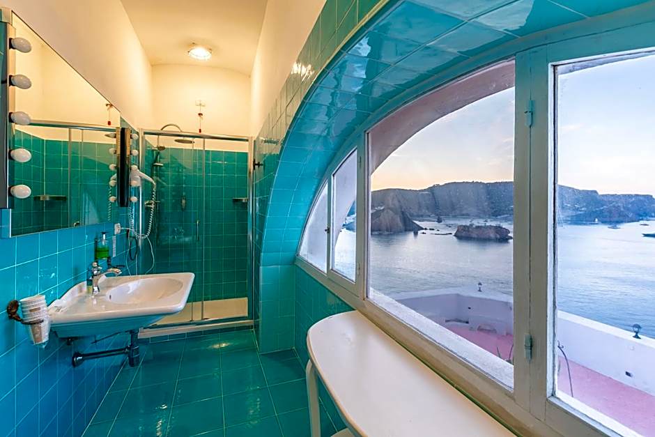 Hotel Torre Dei Borboni