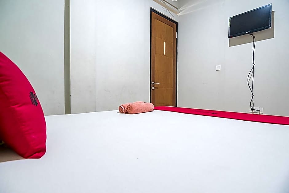 RedDoorz Syariah near Krida Nusantara