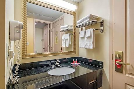 2 Double Beds, Smoking