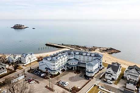 Madison Beach Hotel Curio Collection by Hilton