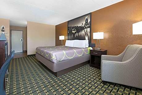 King Room - Non-Smoking