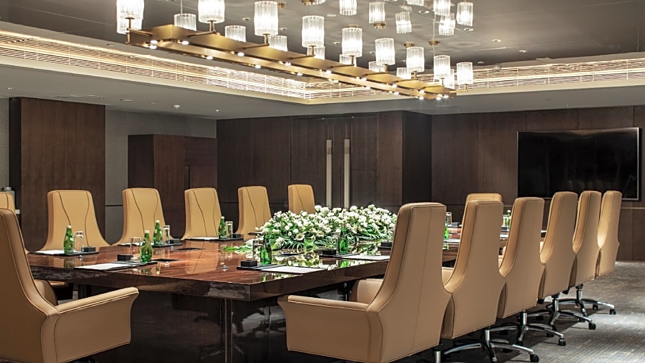 InterContinental Tianjin Yujiapu Hotel and Residences By IHG