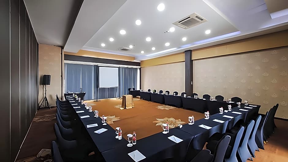 Crystal Lotus Hotel Yogyakarta