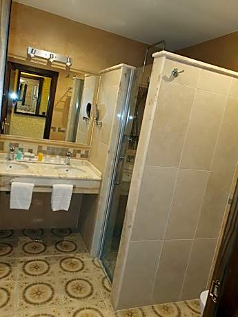 Triple Room with parking